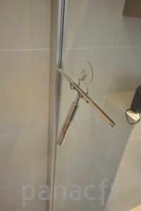 Paroi et porte de douche sur mesure