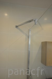 Paroi et porte de douche sur mesure