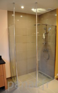 Paroi et porte de douche sur mesure