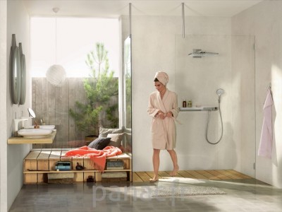 Hansgrohe® Rainmaker ShowerTablet Select 700 thermostatic