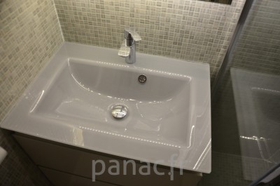 Plans vasques en verre