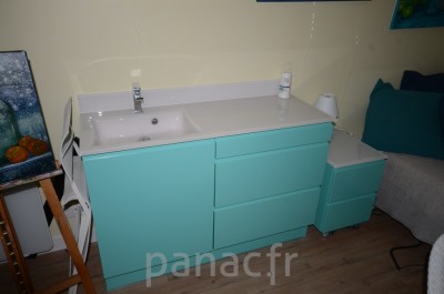 Mobilier salle de bain sur mesure en laque