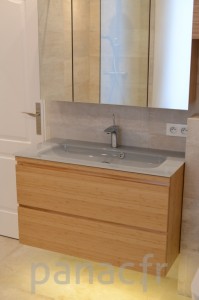 Mobilier salle de bain sur mesure en bois